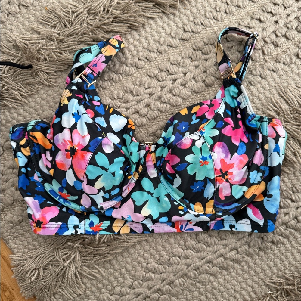 Women's Bikini Set - Picture 3 of 5